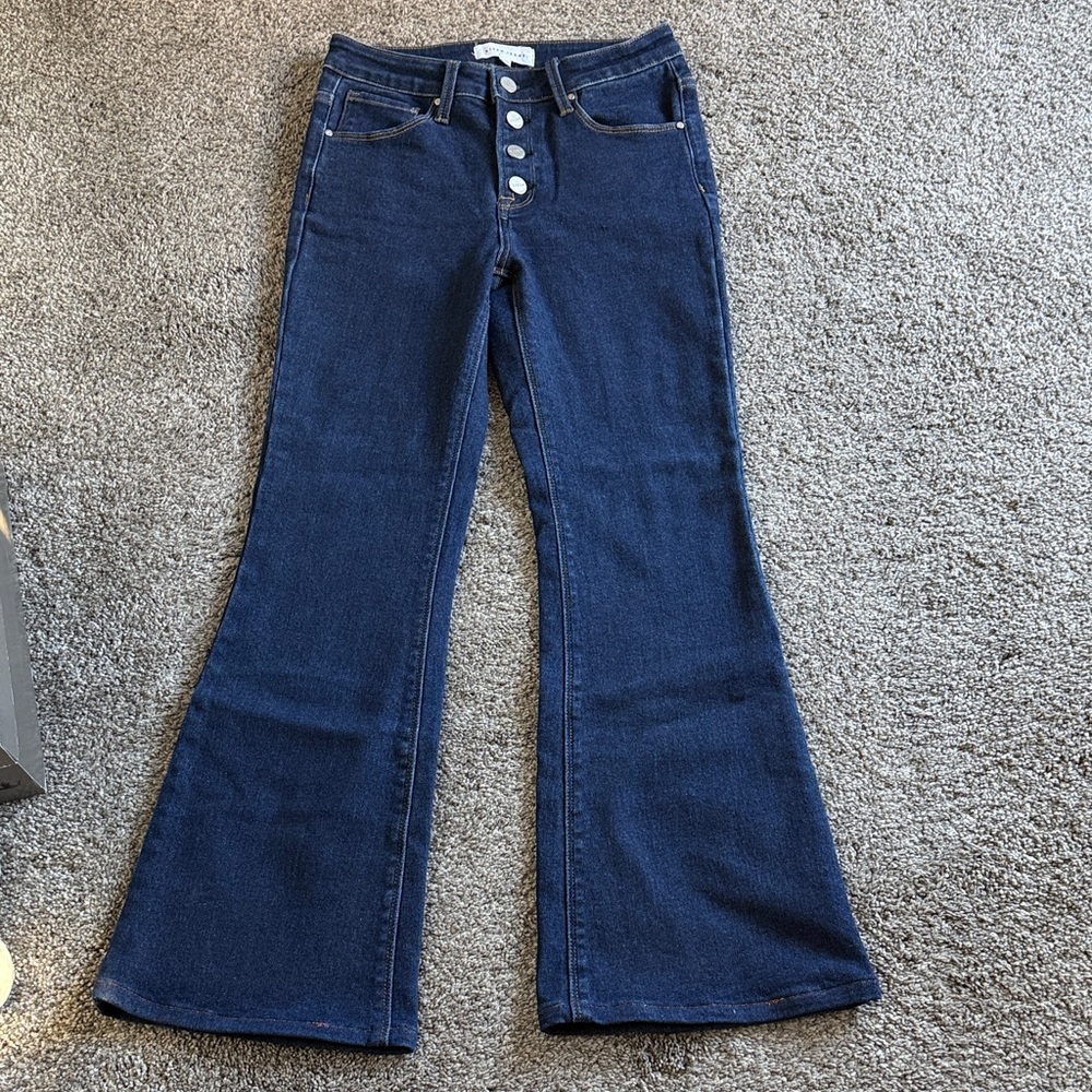 Elegant Indigo Flare Jeans